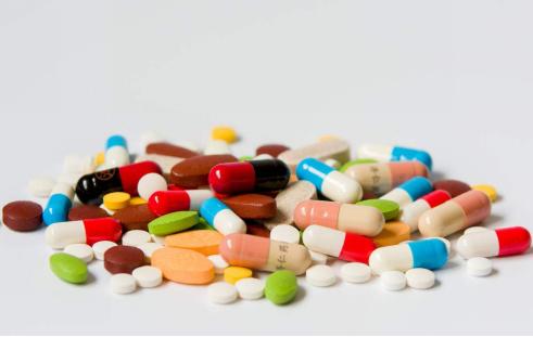抗生素、消炎药、抗菌药先分清再用药，乱用后果很严重